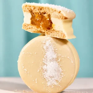 Alfajor de Coco y Maracuyá de Butter Queen