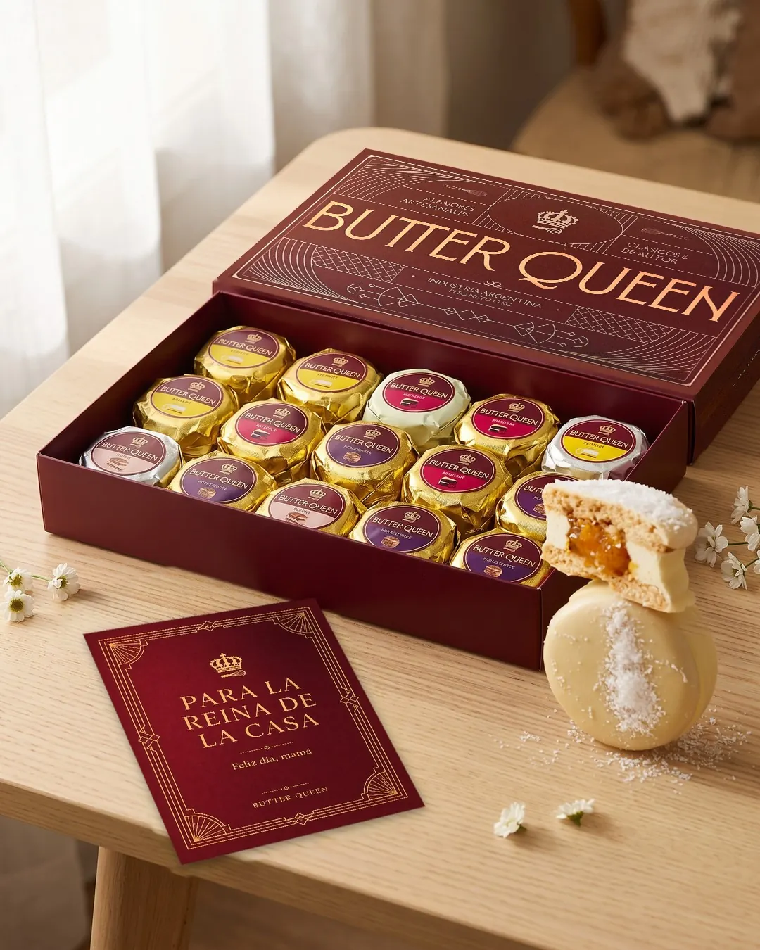 Big Box para mamá con un alfajor de Coco y Maracuyá de regalo y la tarjeta del Día de la Madre